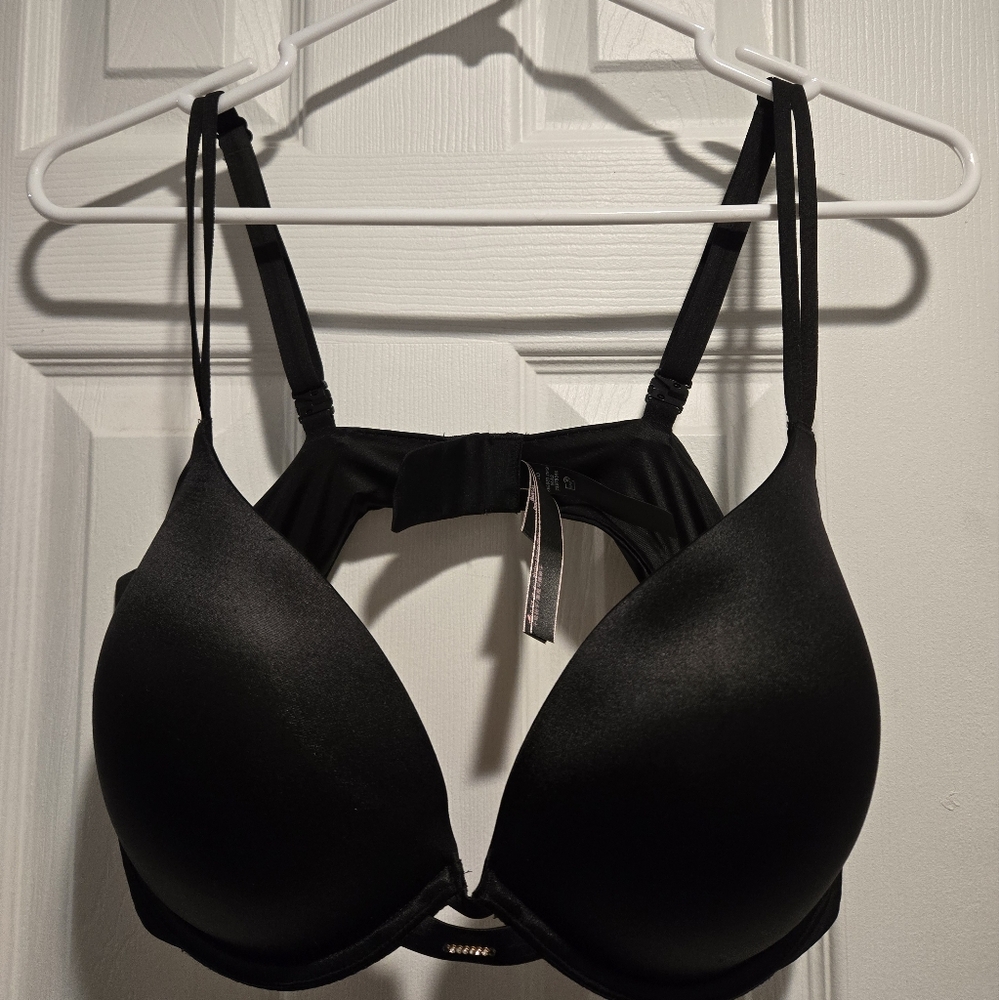 VICTORIA SECRET VERY SEXY PUSH-UP BRA 40D BLACK
